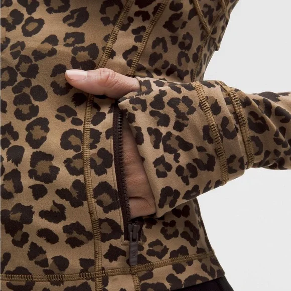 NWT Define Cropped Jacket Nulu - Picture 5 of 11